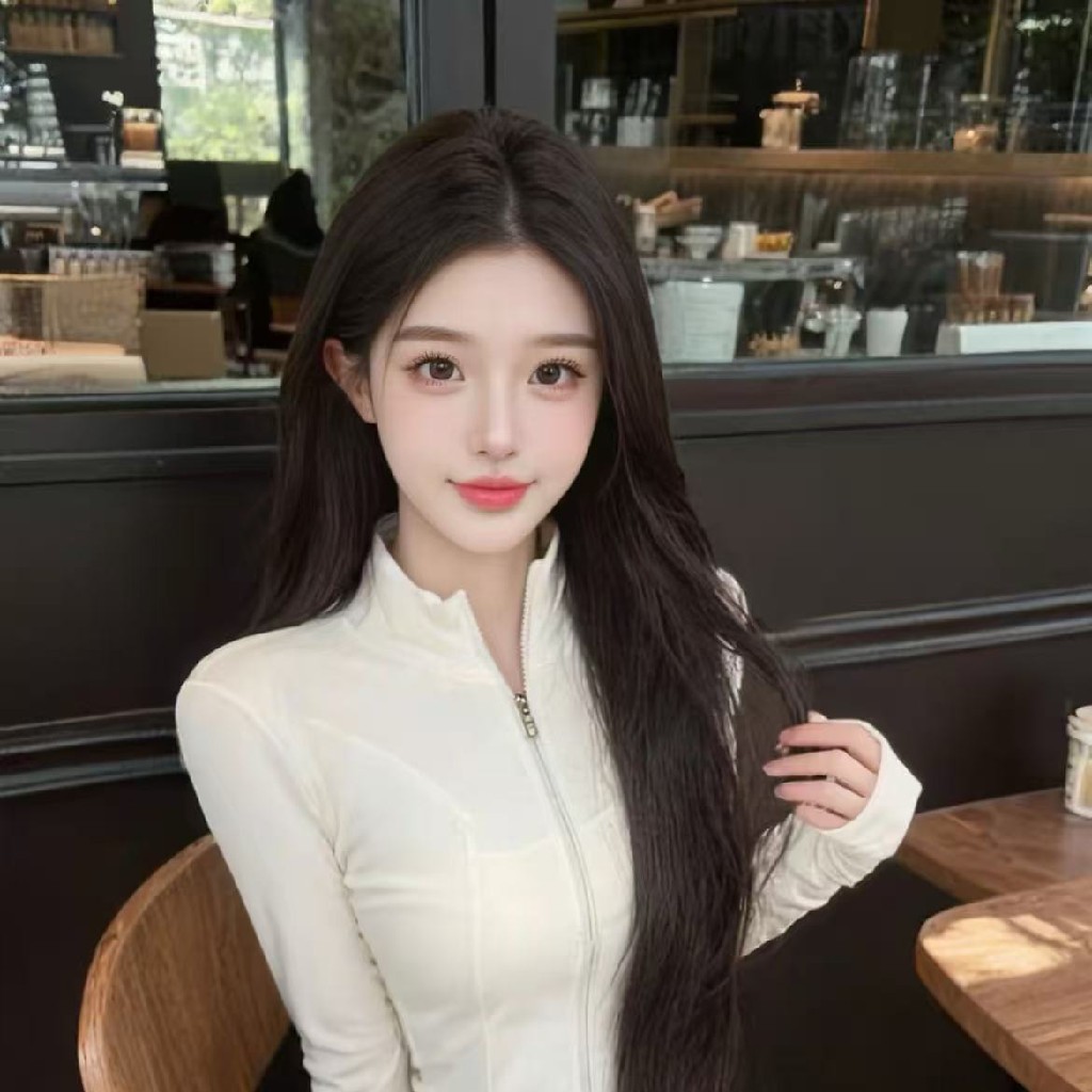 小鱼不会游泳🐟